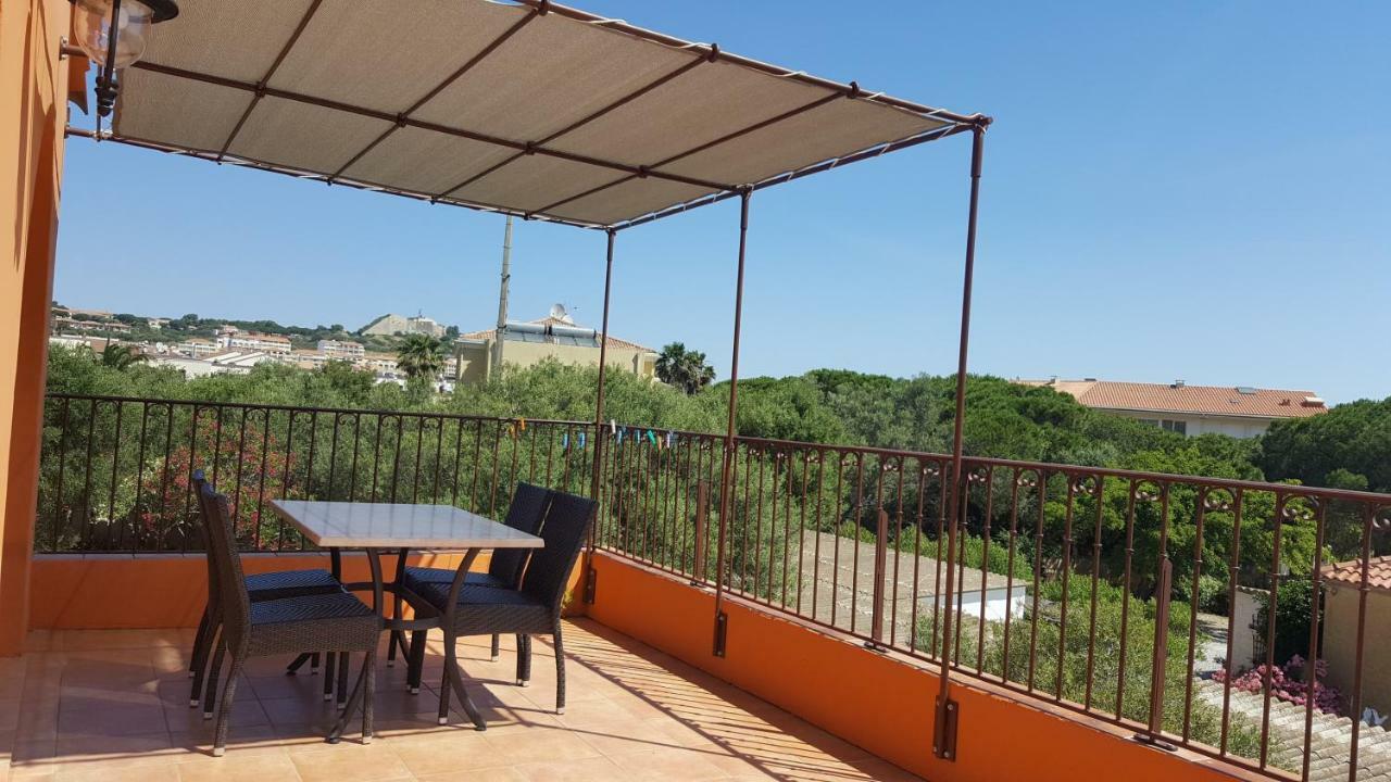 Residence A Merula Калви Екстериор снимка